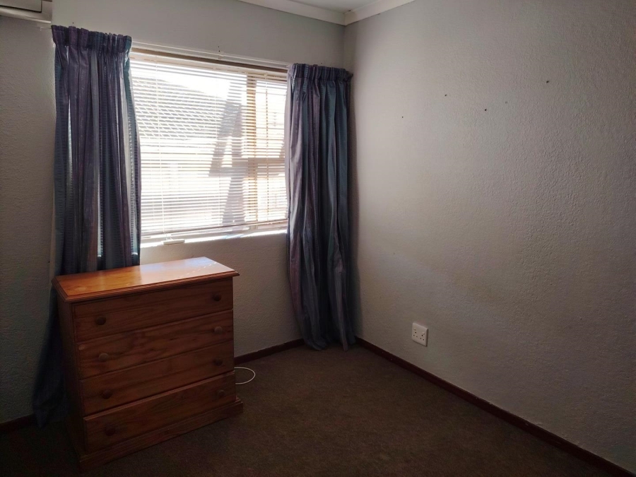 To Let 3 Bedroom Property for Rent in Protea Heights Western Cape